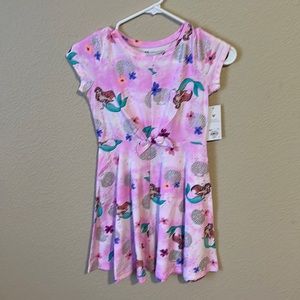 Girls size 7 Little Mermaid dress.